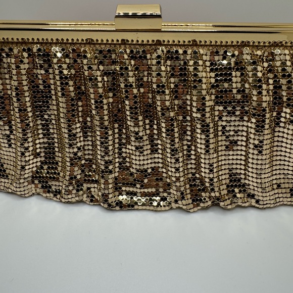 Whiting & Davis Gold Mesh Clutch - Picture 4 of 7